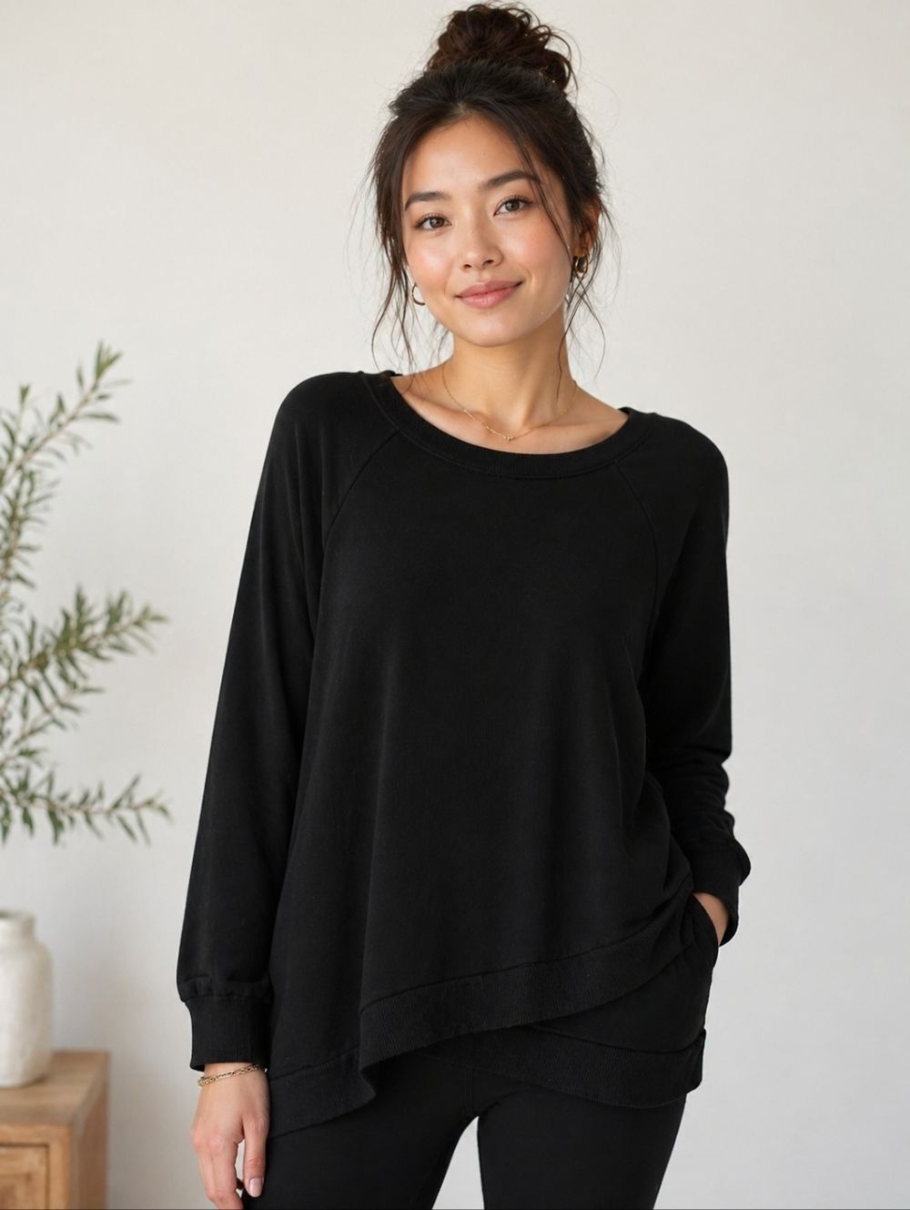 Threads 4 Thought Leanna Feather Loop Tunic Black Sz M CozyChic Leisurewear